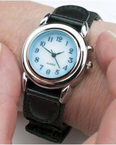 MONTRE A AFFICHAGE ANALOGIQUE ET CADRAN LUMINEUX